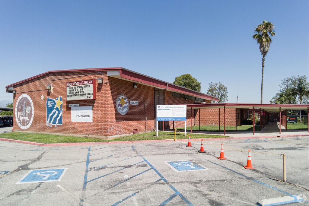 Welcome to Edgewood Academy in West Puente Valley, CA.