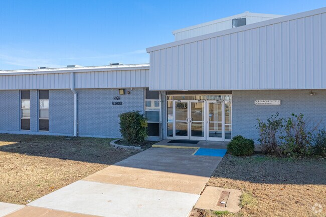 Crescent High School provides outstanding education to students in the Crescent area.