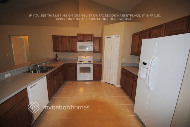 1137 Heather Glen Dr, Clermont, FL 34715 - photo 4