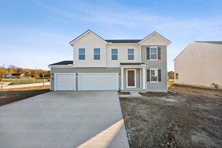 54822 Heron Cir, Chesterfield, MI 48047