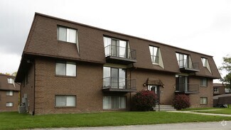 4141 Walnut Hills Dr SE, Kentwood, MI 49512