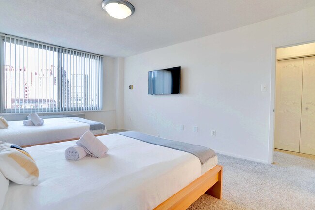 1600 S Eads St unit FL10-ID1022568P, Arlington, VA 22202 - photo 7