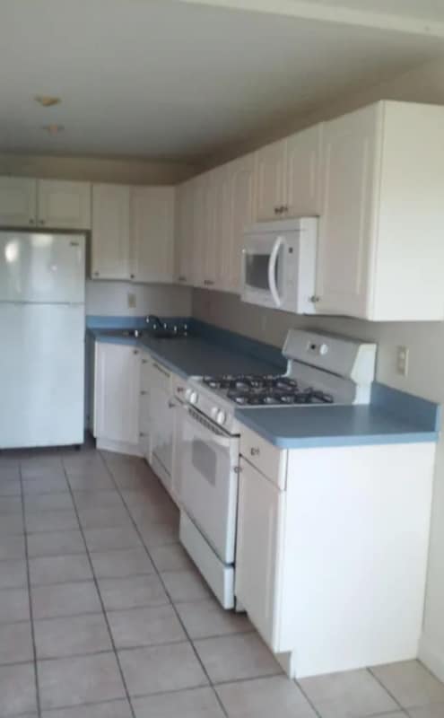 130 Central St Unit 7, Hudson, MA 01749