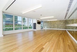 43-25 Hunter St, Queens, NY 11101