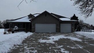 8700 Loch Lomond Blvd, Minneapolis, MN 55443