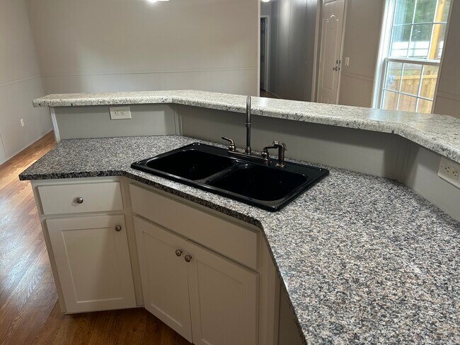 20239 Perrilloux Rd unit A, Livingston, LA 70754 - photo 2