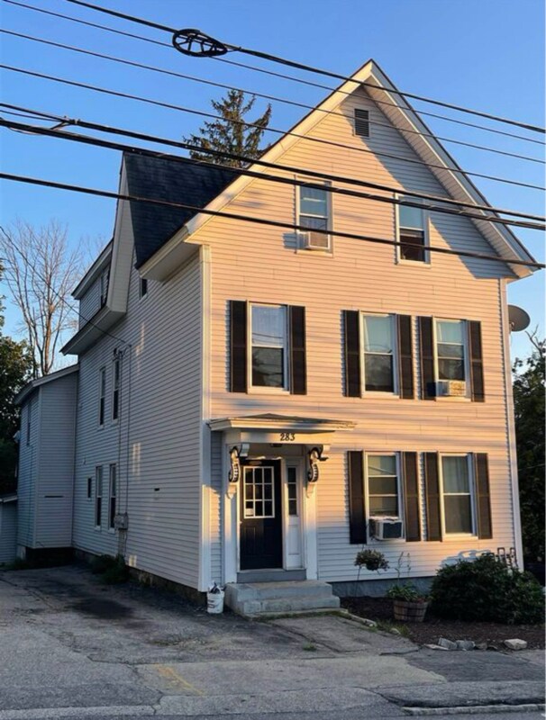281-283 Bridge St Unit 3, Manchester, NH 03104