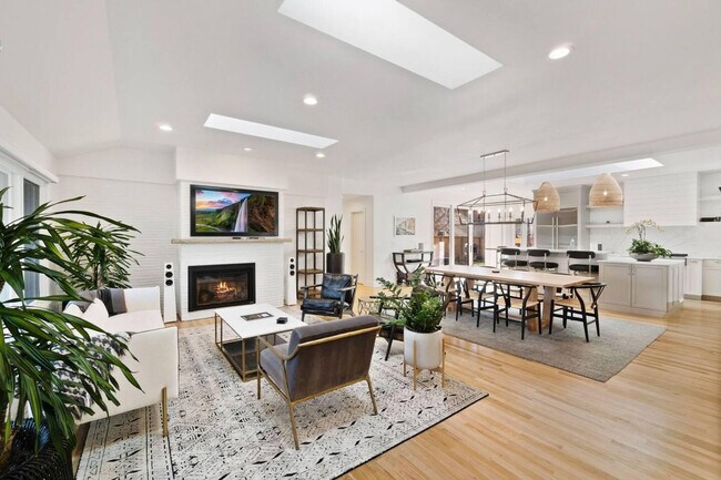 1500 W Mulberry St unit ID1013151P, Fort Collins, CO 80521 - photo 2