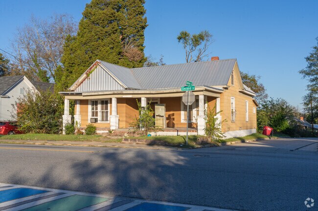 Tindall Heights Investment properties can range from $18,000 to $91,000.