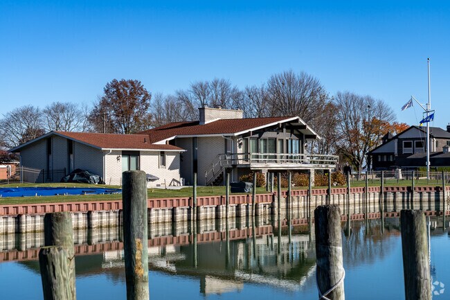 Lakefront properties in Chesterfield provide plenty of backyard space for entertaining.