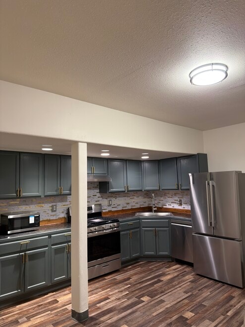 2011 Oregon Ave unit 2011 Oregon Ave., Klamath Falls, OR 97601 - photo 1