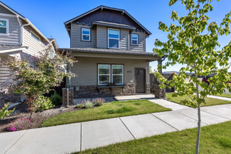 2523 NW Spruce Place, Redmond, OR 97756