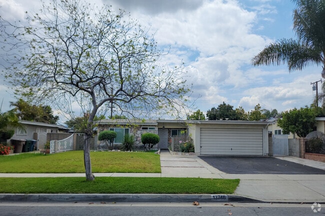 Many homes in LaPuente have attached garages and other notable features.
