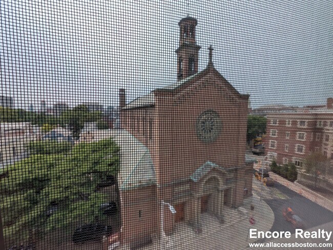 1200 Massachusetts Ave unit 8 DFT URNKV, Cambridge, MA 02138 - photo 6