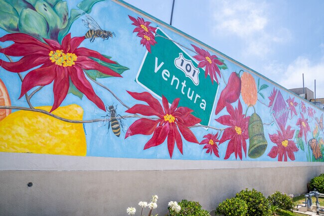 You can find many murals around Ventura.