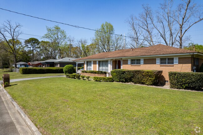 Homes in Liberty City sit on large well-maintained lots.