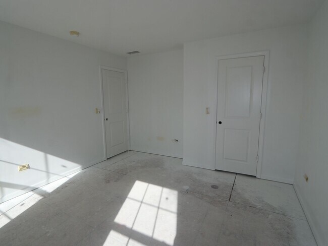 308 Monica Ln, Oswego, IL 60543 - photo 7