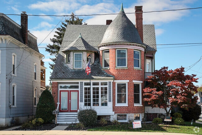 Fabulous architecture is seen through out the beautiful town of Wrightsville.