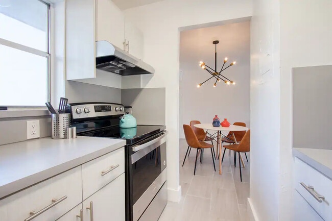 23 Palms, Miami, FL 33137 - photo 3