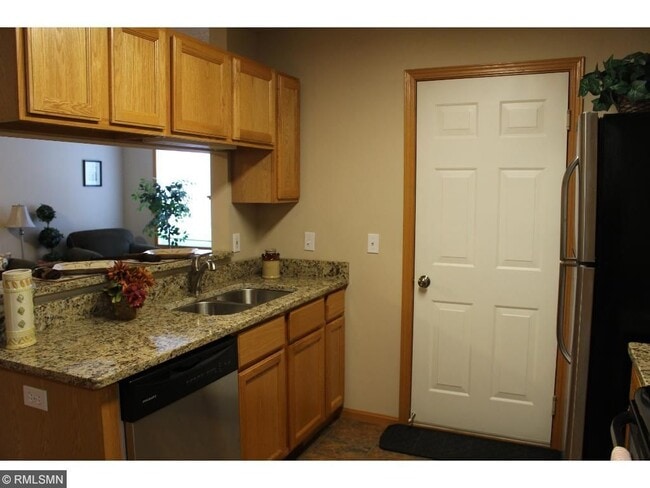 4415 Naper Bay, Saint Paul, MN 55122 - photo 6