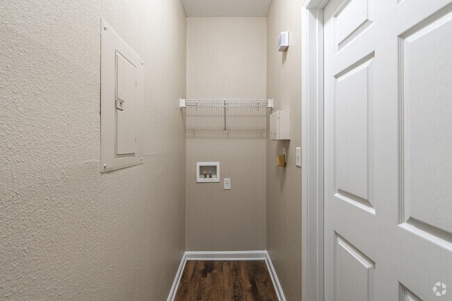 A2UG 1BR, 1BA - 1013SF