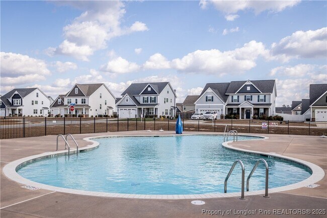 682 Union St, Raeford, NC 28376 - photo 4