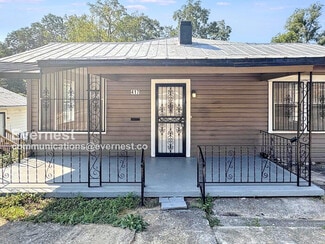 417 62nd St, Fairfield, AL 35064