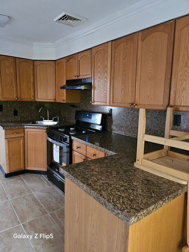 407 W Broad St, Palmyra, NJ 08065 - photo 6