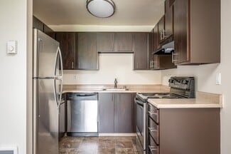 11412 NE 49th St, Vancouver, WA 98682