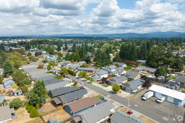 Large yards and mature trees can be found throughout North Image.
