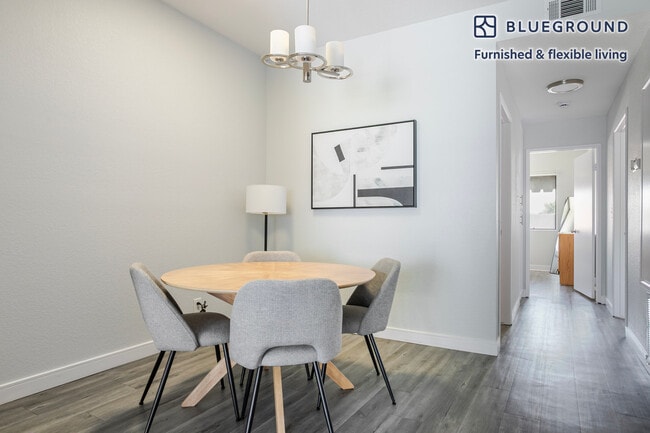 711 N Sweetzer Ave unit FL2-ID1382, Los Angeles, CA 90069 - photo 6