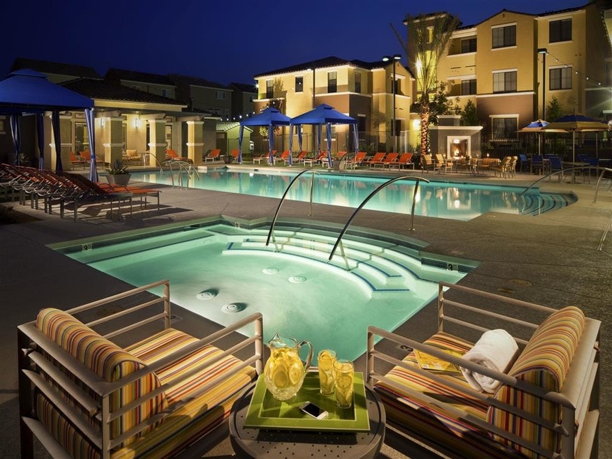 CHANDLER APARTMENT HOMES, Las Vegas, NV 89139 - photo 1