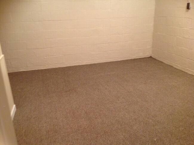 250 Chapel Rd unit 3, Wheeling, WV 26003 - photo 6