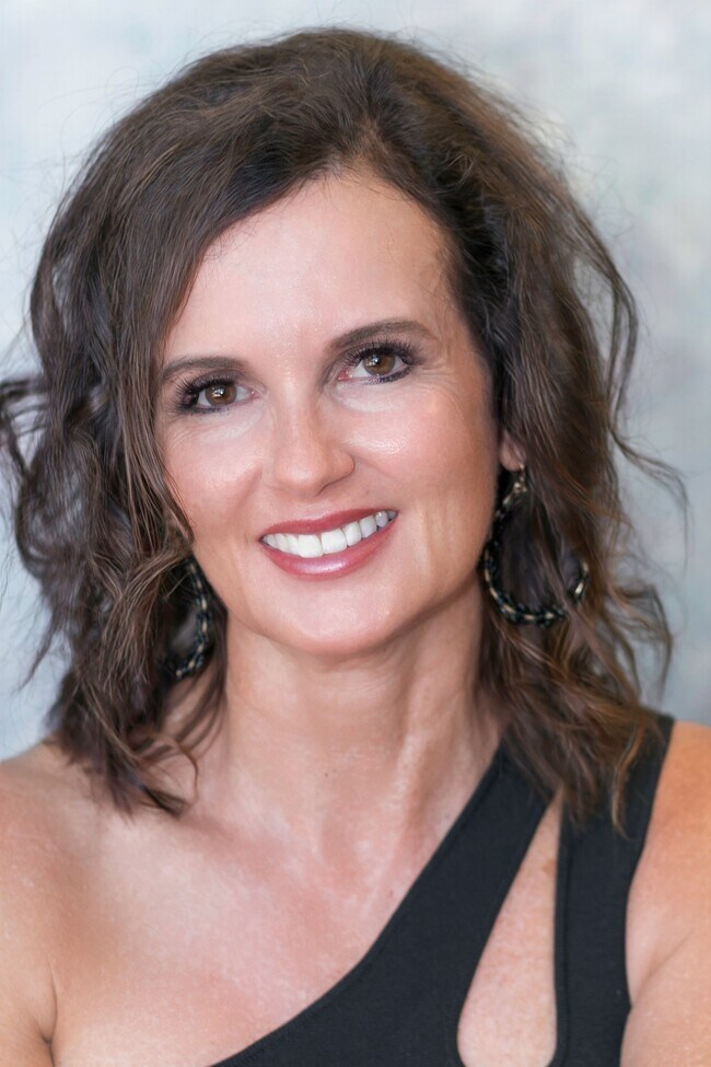 Julie Bridges, Real Estate Agent in Lawton, OK