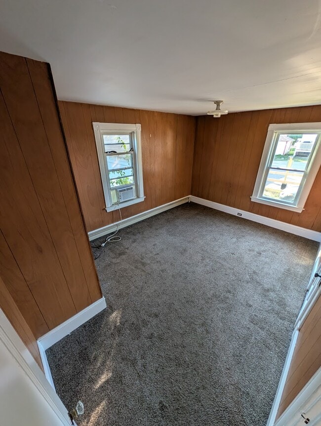 54 Highland St unit 54 Highland, Laconia, NH 03246 - photo 6