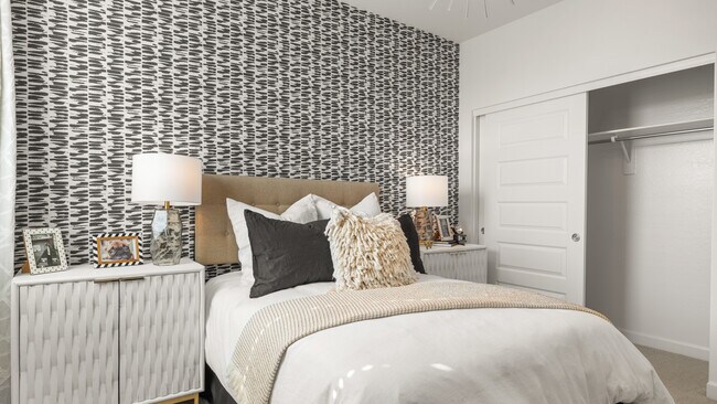 15452 W Gray Fox Trail, Surprise, AZ 85387 - photo 7