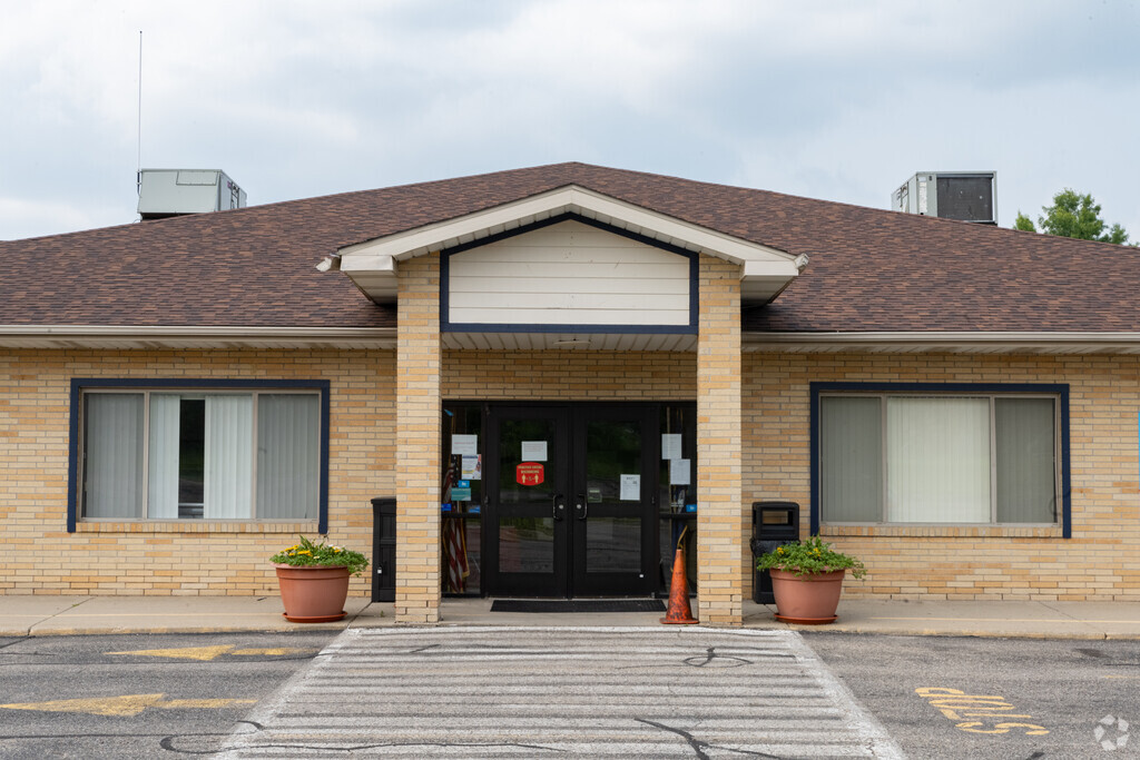 Grand Blanc Academy building in Grand Blanc.