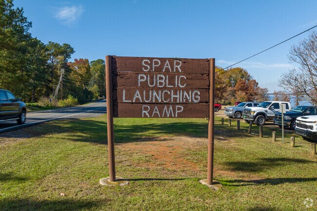 Western Hills-Yarborough locals can launch their boat at SPAR Public Launching Ramp.