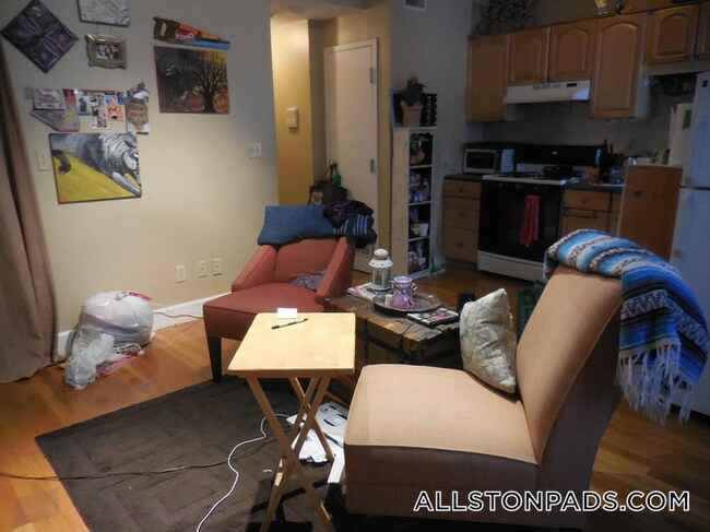 17 Highgate St unit 1, Allston, MA 02134 - photo 2