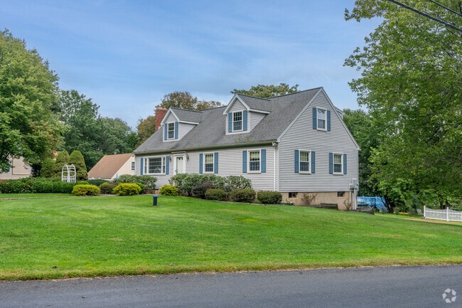 Riverdale is full of charming colonial style homes throughout the neighborhood.
