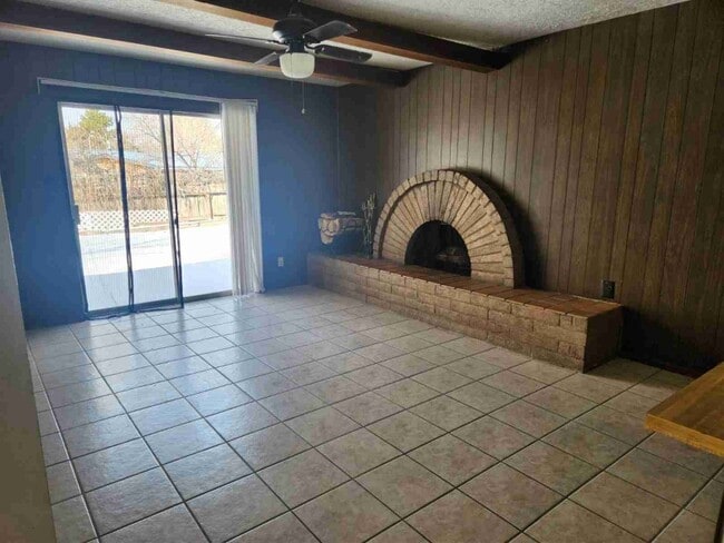 2318 Calle Pacifico, Santa Fe, NM 87505 - photo 4