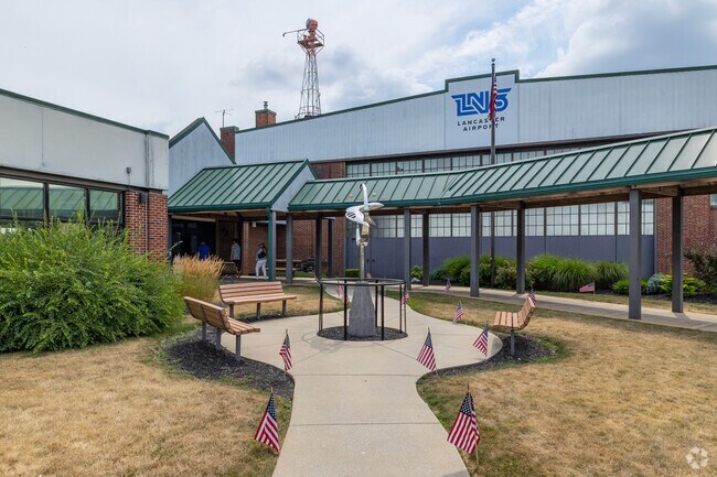 West Lancaster is located just is 9 miles from Lancaster Airport.