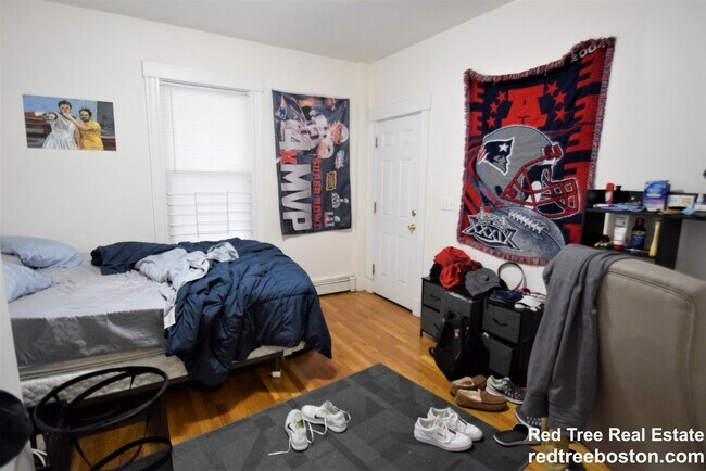 19 Saint Lukes Rd, Allston, MA 02134 - photo 7