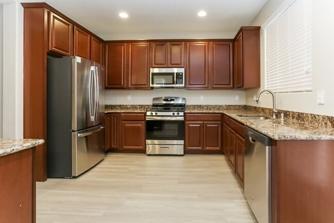 9328 Golden Lad Ave, Las Vegas, NV 89166 - photo 6