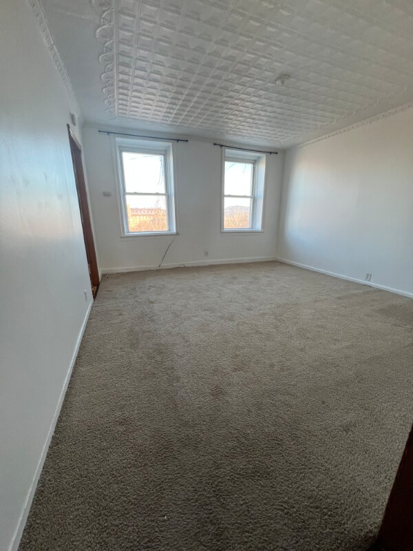 29 Harmony St unit 1st floor, Cohoes, NY 12047 - photo 3