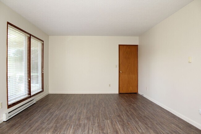 2002-2012-2012 Ne 22nd Ave unit 2004, Portland, OR 97212 - photo 3