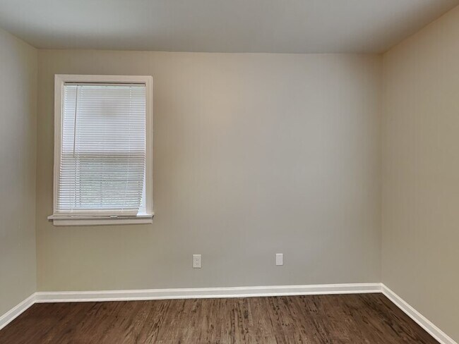 7745 Madrid Ave unit B, Birmingham, AL 35206 - photo 5