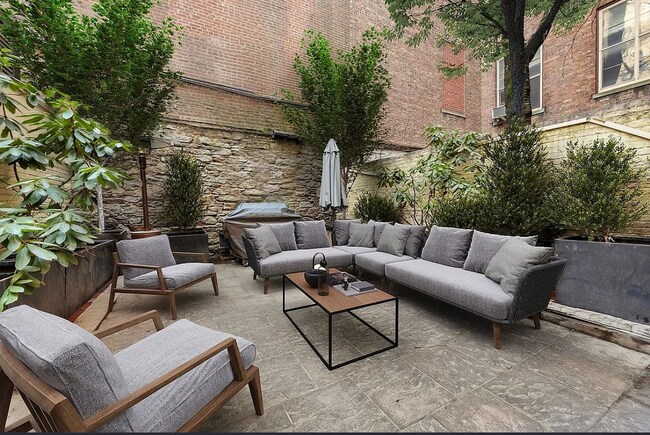 32 E 74th St unit 2, New York, NY 10021 - photo 5