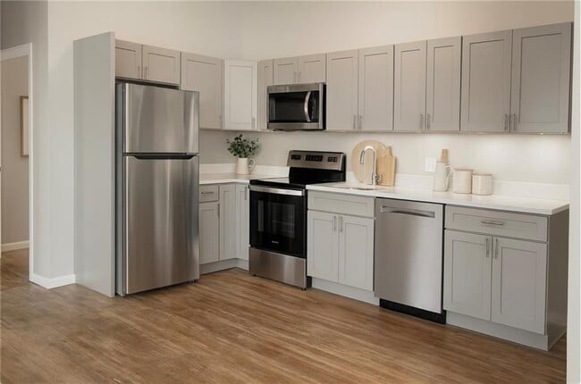 17 Metcalf Ave, North Providence, RI 02911 - photo 2