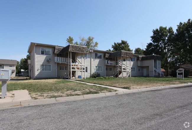 Skyview Apartments, Newton, KS 67114 - photo 2